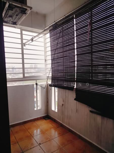 Condominium for Sale at Vista Millennium Condominium - Caven Chng - Balcony - PropertyGuru.com.my