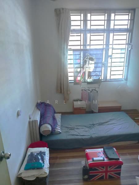 Rumah Teres 2 Tingkat untuk Dijual di Taman Ehsan Jaya (Ulu Tiram) - Karl Lim - Bedroom - PropertyGuru.com.my