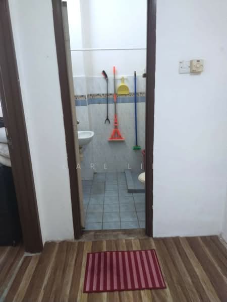 Rumah Teres 2 Tingkat untuk Dijual di Taman Ehsan Jaya (Ulu Tiram) - Karl Lim - Bathroom - PropertyGuru.com.my