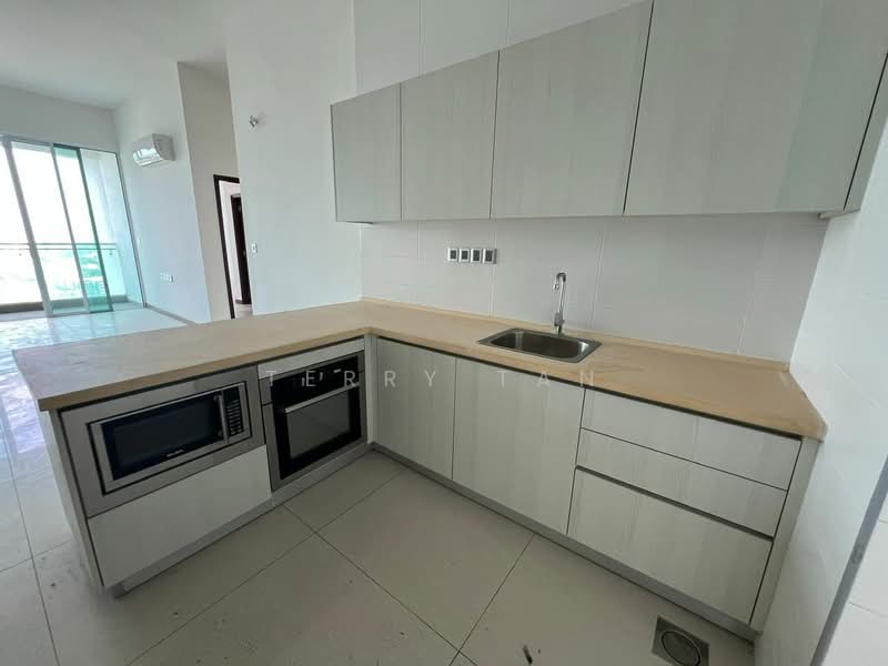 Kediaman Servis untuk Dijual di Paragon Suites @ CIQ - Terry Tan - Kitchen - PropertyGuru.com.my