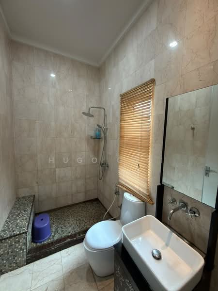 Rumah Banglo untuk Disewa di Ampang (Kuala Lumpur) - Hugo Gooi - Bathroom - PropertyGuru.com.my