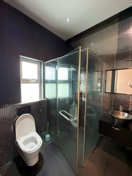 Rumah Banglo untuk Disewa di Ampang (Kuala Lumpur) - Hugo Gooi - Bathroom - PropertyGuru.com.my