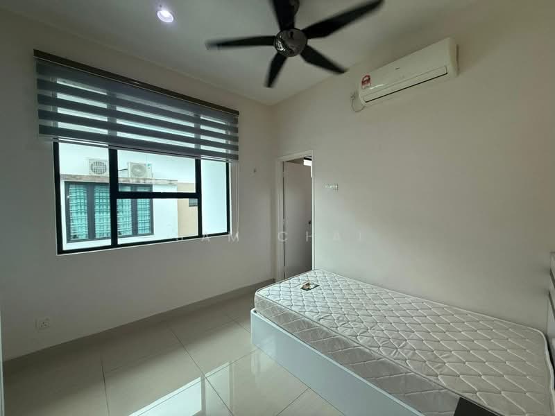 Cluster House for Sale in Johor Bahru (Johor) - Sam Chai - Bedroom - PropertyGuru.com.my