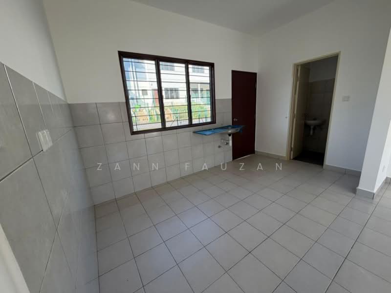 Rumah Teres 2 Tingkat untuk Disewa di Taman Bunga Raya (Serendah) - Zann Fauzan - Interior - PropertyGuru.com.my