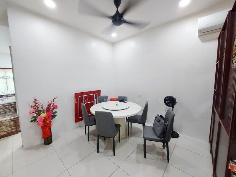 Rumah Teres 3-Tingkat untuk Dijual di Butterworth (Penang) - Elvin Choo - Dining Room - PropertyGuru.com.my