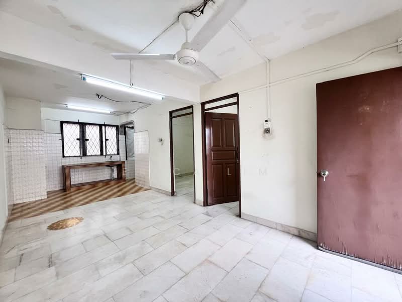 Rumah Flat untuk Dijual di Flat Taman Ungku Tun Aminah - Erica Lim - Kitchen - PropertyGuru.com.my