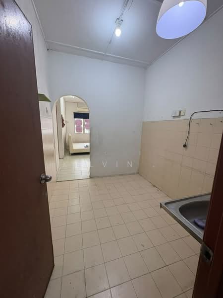 Rumah Teres 1.5 Tingkat untuk Dijual di Kota Damansara (Selangor) - Kelvin . - Kitchen - PropertyGuru.com.my