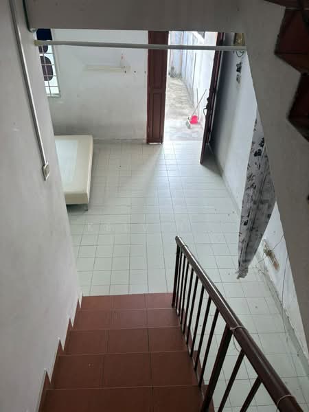 Rumah Teres 1.5 Tingkat untuk Dijual di Kota Damansara (Selangor) - Kelvin . - Entrance - PropertyGuru.com.my