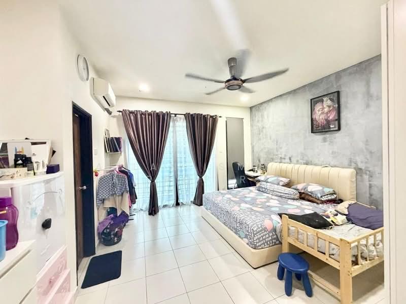 2-storey Terraced House for Sale in Taman Bukit Tiram (Ulu Tiram) - Azlan Ismail aiproperty - Bedroom - PropertyGuru.com.my
