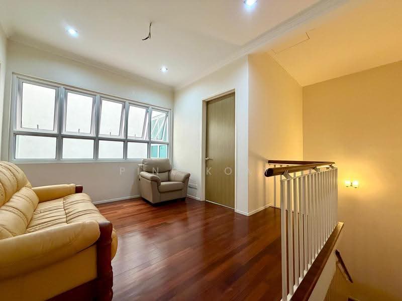 Rumah Teres 3-Tingkat untuk Dijual di 2 Permai (Tanjung Bungah) - Ping Koay - Living Room - PropertyGuru.com.my