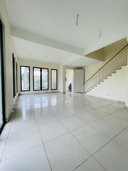 2-storey Terraced House for Sale in Kajang (Selangor) - Hamdan Ghazali - Living Room - PropertyGuru.com.my