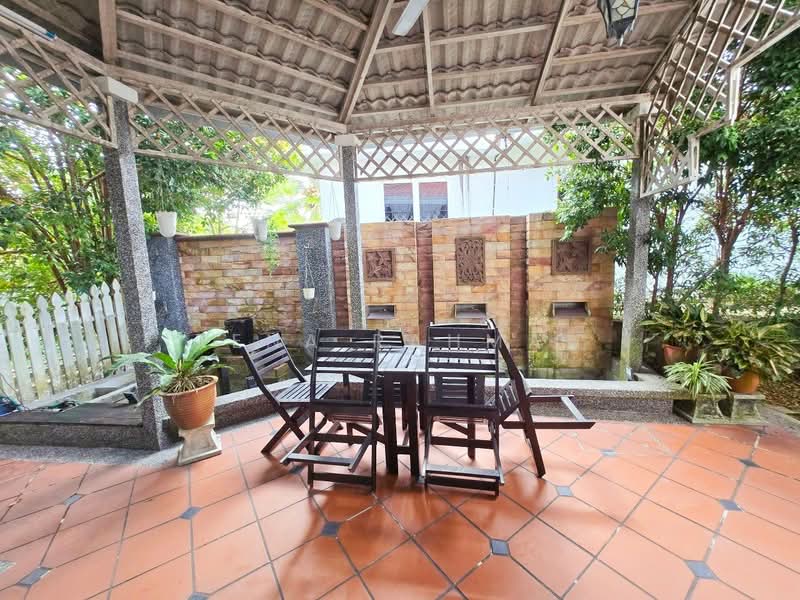 Bungalow House for Sale in Taman Rasah Kemayan (Rasah) - Rena Rahman - Exterior - PropertyGuru.com.my
