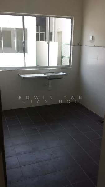 1-storey Terraced House for Rent in Bandar Putera 2 (Klang) - Edwin Tan Tian Hoe - Kitchen - PropertyGuru.com.my
