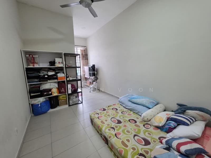 Rumah Teres 2 Tingkat untuk Dijual di Taman Dato' Chellam (Ulu Tiram) - Kayden Voon - Bedroom - PropertyGuru.com.my