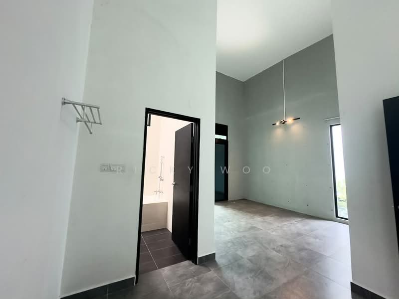 Rumah Kluster untuk Dijual di Taman Tropika (Kulai) - Ricky Woo - Bathroom - PropertyGuru.com.my