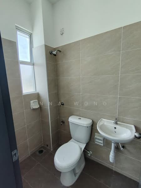 2-storey Terraced House for Sale in Taman Dato Onn (Johor Bahru) - Anna Wong - Bathroom - PropertyGuru.com.my