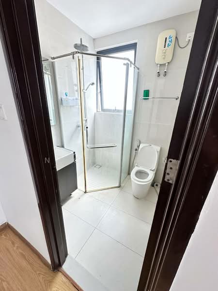 Condominium for Sale at Bay Point @ Country Garden Danga Bay - Noctis Tan - Bathroom - PropertyGuru.com.my