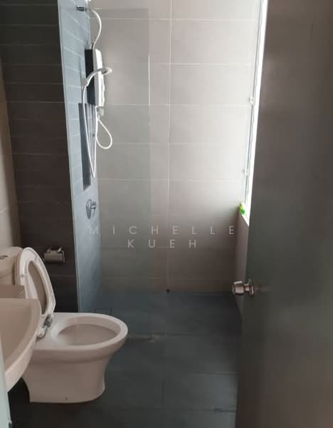 Pangsapuri untuk Dijual di Epic Residence - Michelle Kueh - Bathroom - PropertyGuru.com.my