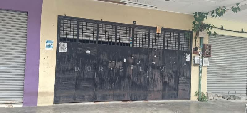 Shop for Sale in Taman Bayu Permai (Rawang) - Doris Lim - Exterior - PropertyGuru.com.my