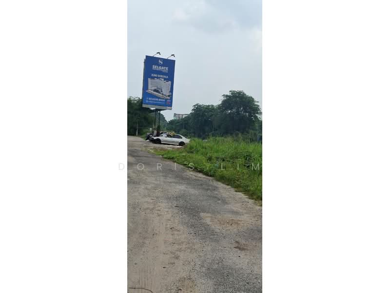 Shop for Sale in Taman Bayu Permai (Rawang) - Doris Lim - Exterior - PropertyGuru.com.my