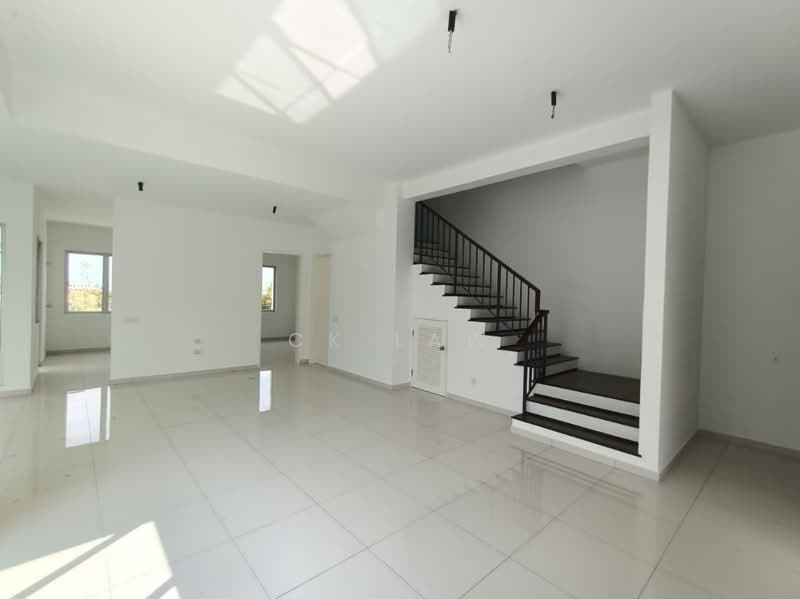 2-storey Terraced House for Rent in Setia Ecohill (Semenyih) - CK Law - Living Room - PropertyGuru.com.my