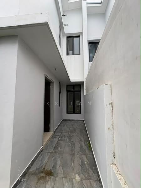 Cluster House for Sale in Taman Glenmarie (Johor Bahru) - KS Tan - PropertyGuru.com.my