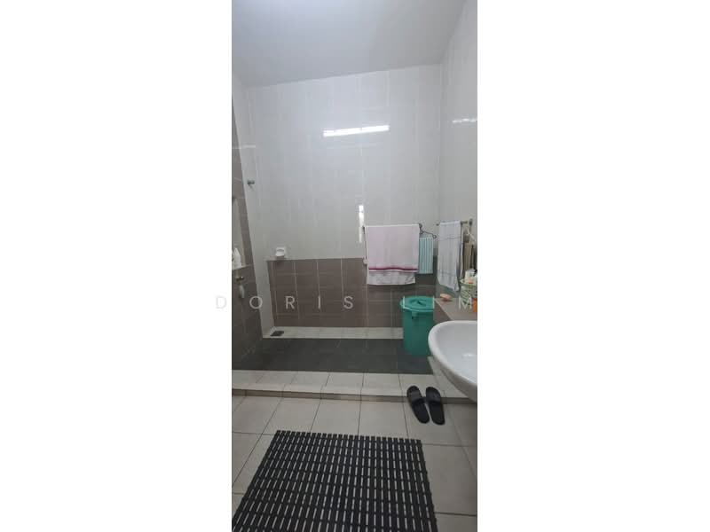Rumah Teres 2 Tingkat untuk Dijual di Setia Indah 12 (Setia Alam) - Doris Lim - Bathroom - PropertyGuru.com.my