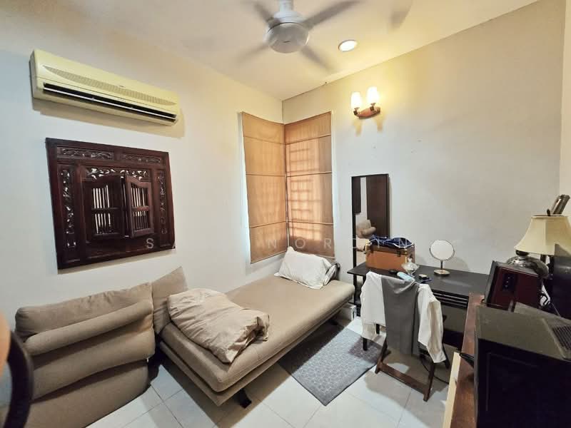 Semi-Detached House for Sale in Tropicana Indah (Kota Damansara) - Sa'a Nordin - Bedroom - PropertyGuru.com.my