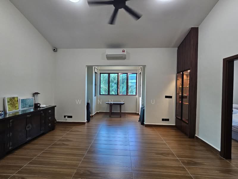 Rumah Teres 2 Tingkat untuk Dijual di Bukit Jelutong (Shah Alam) - Winny Su - Living Room - PropertyGuru.com.my