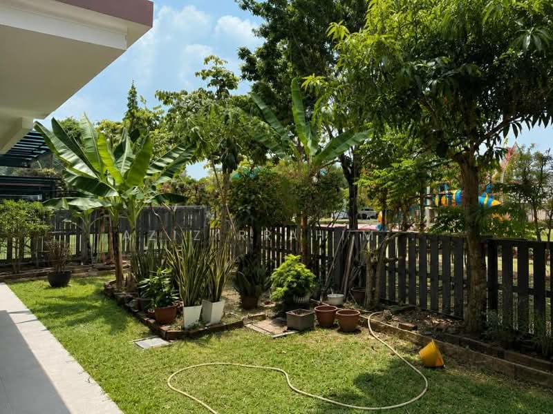 Semi-Detached House for Sale in Cyberjaya (Selangor) - Azizirrahim . - Garden - PropertyGuru.com.my
