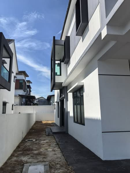 Semi-Detached House for Sale in Ipoh (Perak) - Ck Nyau - PropertyGuru.com.my