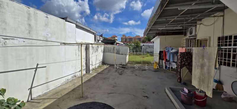 Rumah Berkembar untuk Dijual di Taman Green Lane (Jelutong) - Mervyn Seah - Exterior - PropertyGuru.com.my