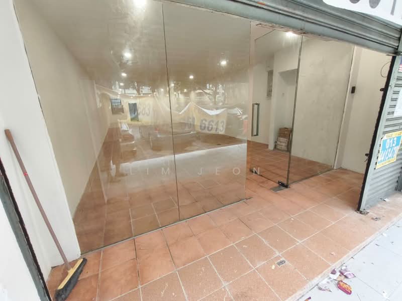 Shop for Rent in Bandar Sunway (Sunway) - Lim Jeon - Entrance - PropertyGuru.com.my