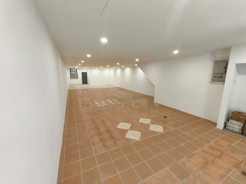 Shop for Rent in Bandar Sunway (Sunway) - Lim Jeon - Interior - PropertyGuru.com.my
