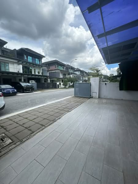 Rumah Berkembar untuk Dijual di Taman Seri Bukit Segambut (Batu) - Eugene Yap - PropertyGuru.com.my