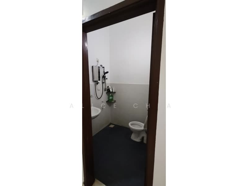 Rumah Kluster untuk Dijual di Kota Masai (Pasir Gudang) - Alice Chia - Bathroom - PropertyGuru.com.my