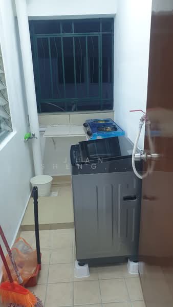 Apartment for Rent at Plaza 393 - Jian Sheng Lim (Js) - Balcony - PropertyGuru.com.my