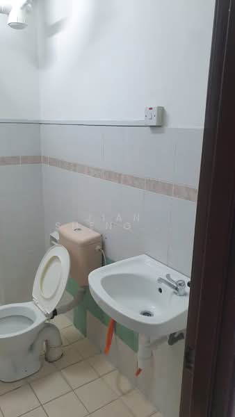 Apartment for Rent at Plaza 393 - Jian Sheng Lim (Js) - Bathroom - PropertyGuru.com.my