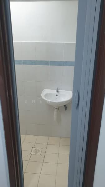 Apartment for Rent at Plaza 393 - Jian Sheng Lim (Js) - Bathroom - PropertyGuru.com.my