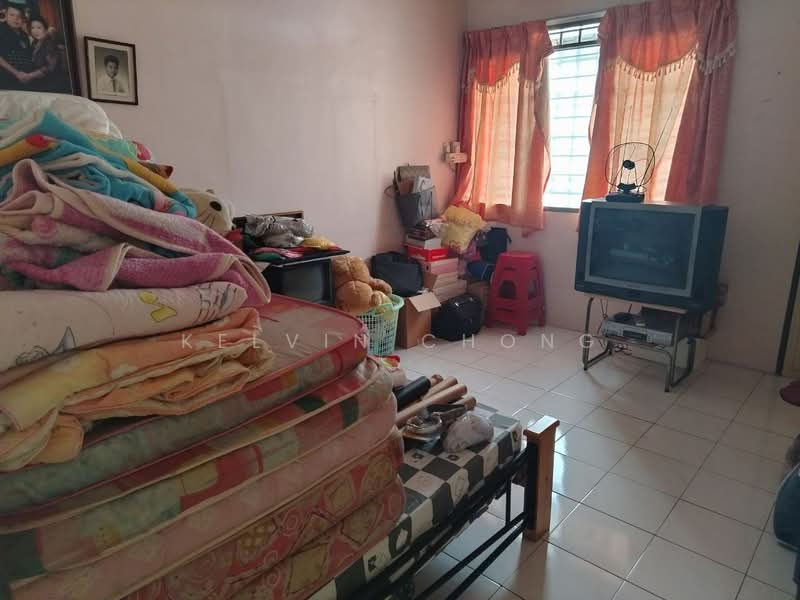 2-storey Terraced House for Rent in Menglembu (Perak) - Kelvin Chong - Bedroom - PropertyGuru.com.my