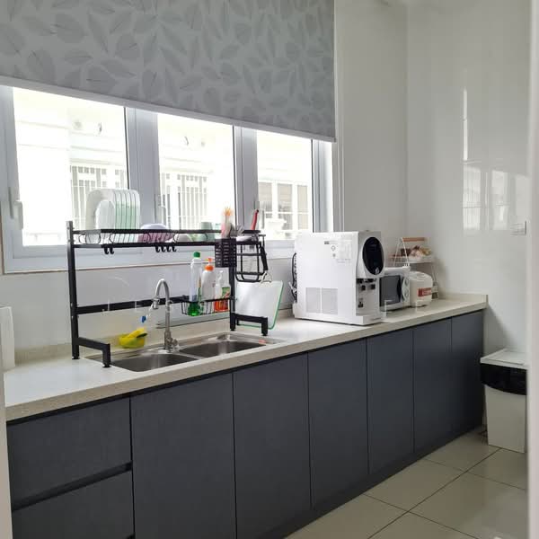 Semi-Detached House for Sale in Eco Majestic (Semenyih) - Jesslyn Lee - Kitchen - PropertyGuru.com.my