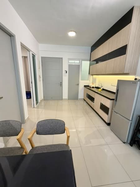 Condominium for Rent at Tropicana Bay Residences - Weng Sern - Kitchen - PropertyGuru.com.my
