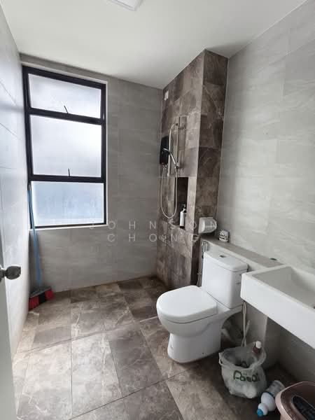 Rumah Teres 2 Tingkat untuk Disewa di Taman Seri Austin (Tebrau) - Johnson Chong - Bathroom - PropertyGuru.com.my