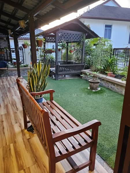 2-storey Terraced House for Sale in Denai Alam (Shah Alam) - Fadhil Majid - Garden - PropertyGuru.com.my