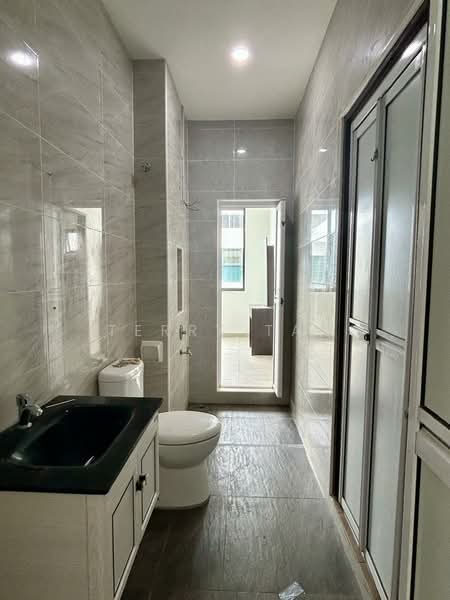 Rumah Kluster untuk Dijual di Johor Bahru (Johor) - Terry Tan - Bathroom - PropertyGuru.com.my