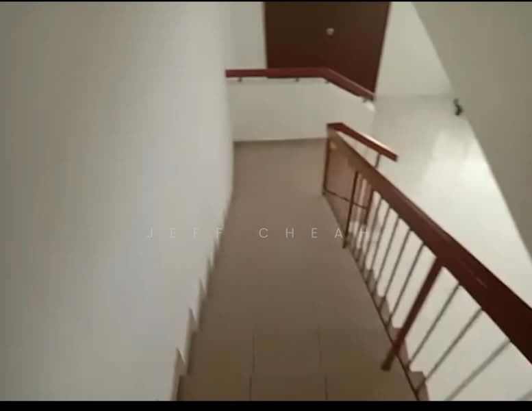Rumah Teres untuk Dijual di Bandar Mahkota Cheras (Cheras) - Jeff Cheah - Corridor - PropertyGuru.com.my