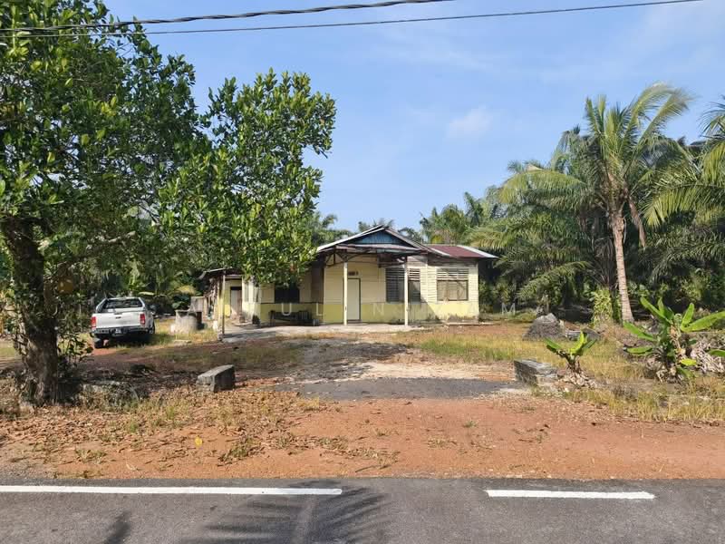 Tanah Pertanian untuk Dijual di Benut (Johor) - AIRUL NIZAM - Exterior - PropertyGuru.com.my