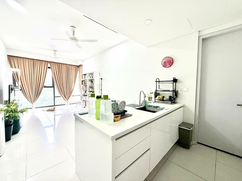 Servis Apartment untuk Dijual di The Ridge - Luqman Ramli - Kitchen - PropertyGuru.com.my