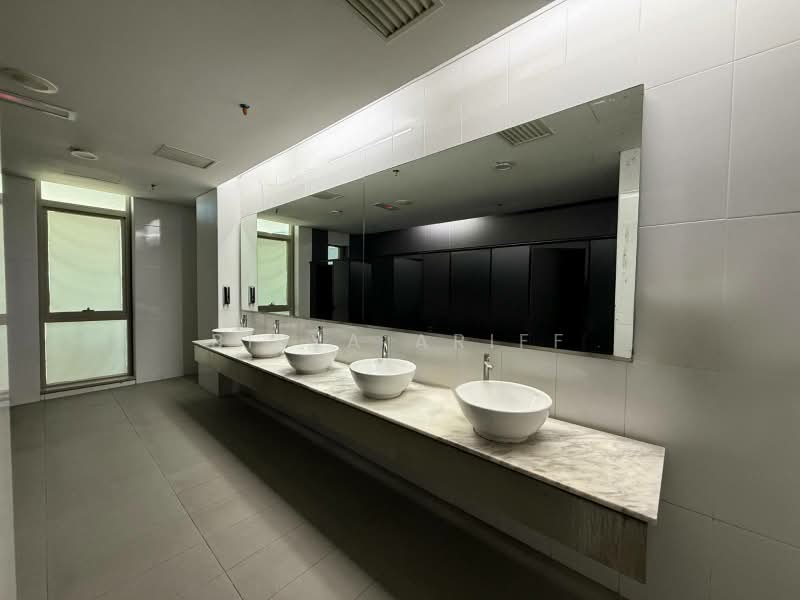 Commercial Bungalow for Sale in Cyberjaya (Selangor) - BILYA ARIFF - Bathroom - PropertyGuru.com.my
