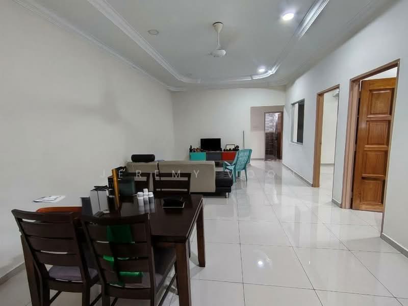 1-storey Terraced House for Sale in Taman Rinting (Masai) - Jeremy Voon - PropertyGuru.com.my